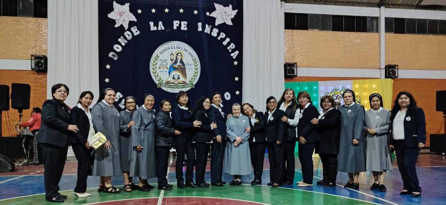 BOLIVIA - Cochabamba: 25 anni di fede, educazione e servizio: giubileo dell’Unità Educativa Santa Clara de Asís