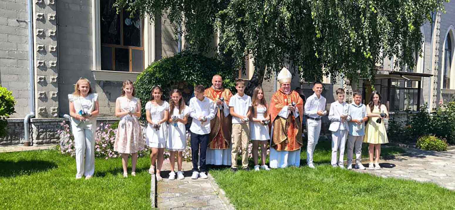 BULGARIA - Lo Spirito Santo rinnova la gioia della Chiesa di Gitnitza