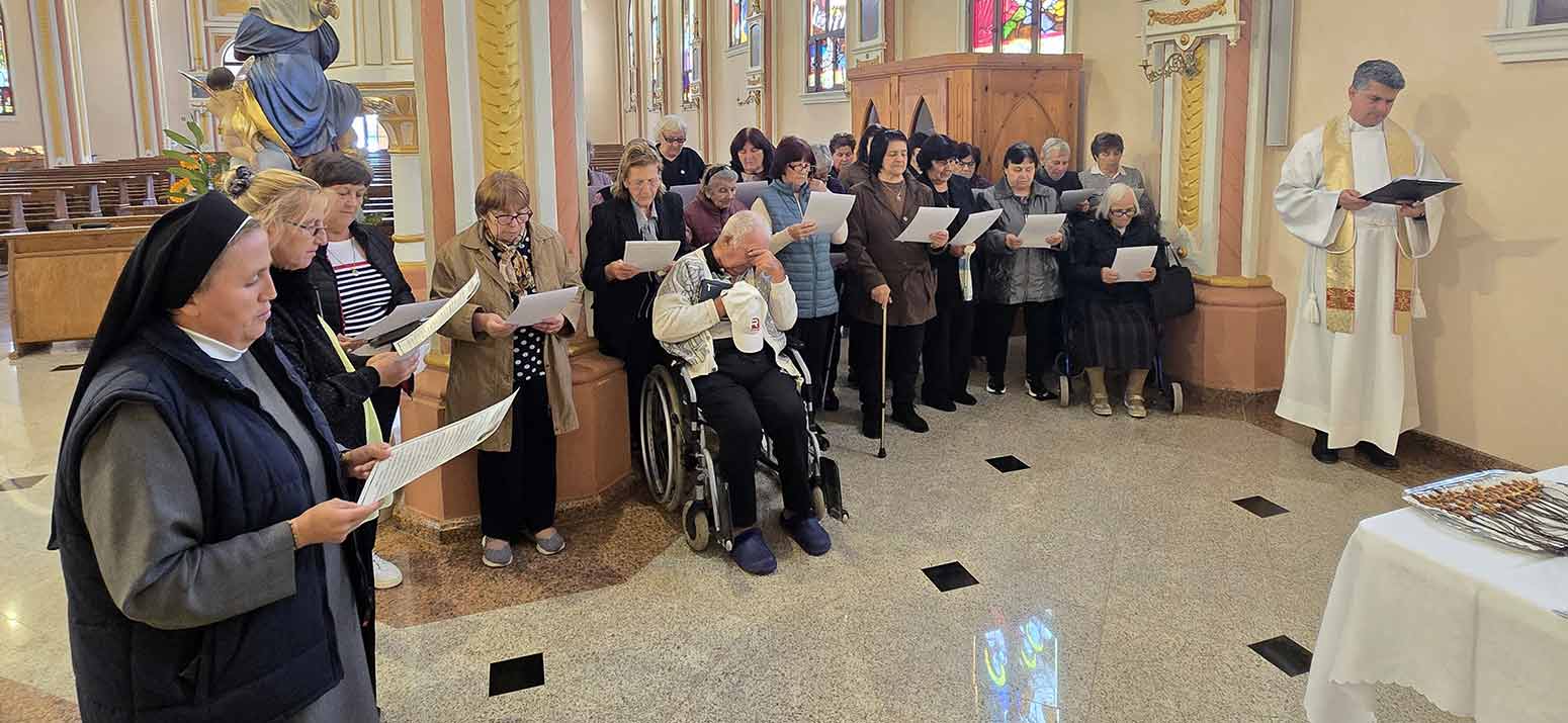 BULGARIA - Gitnitza: San Francesco, una festa che vive nel cuore di Gitnitza