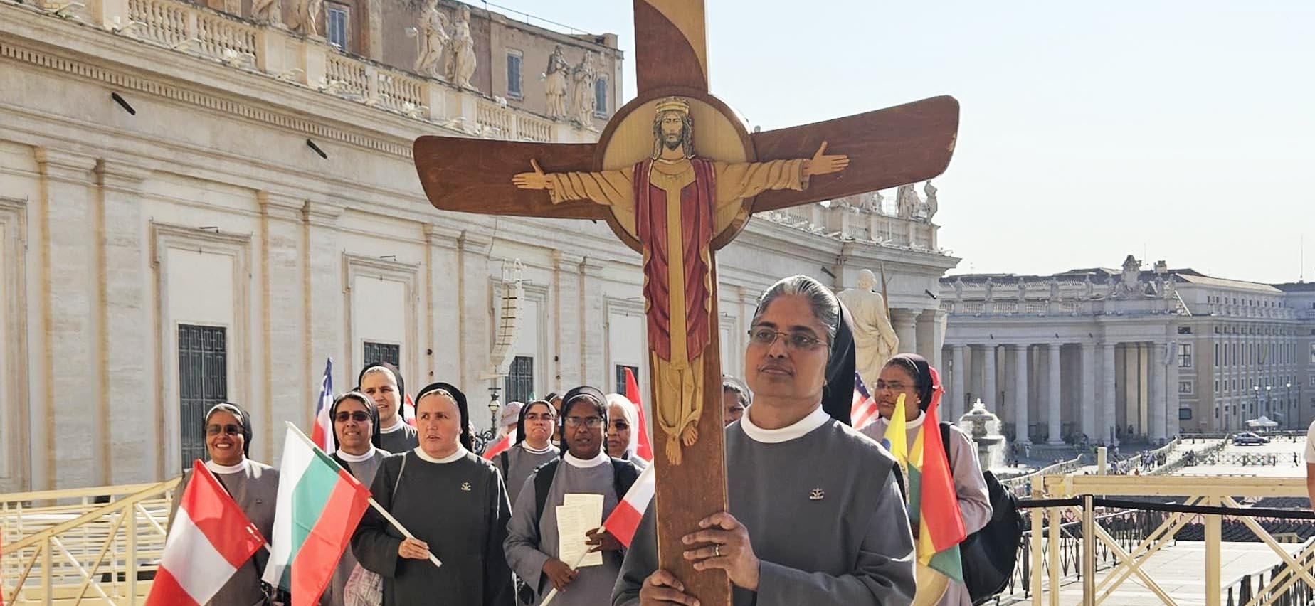 Pellegrine alla Porta Santa  - San Pietro